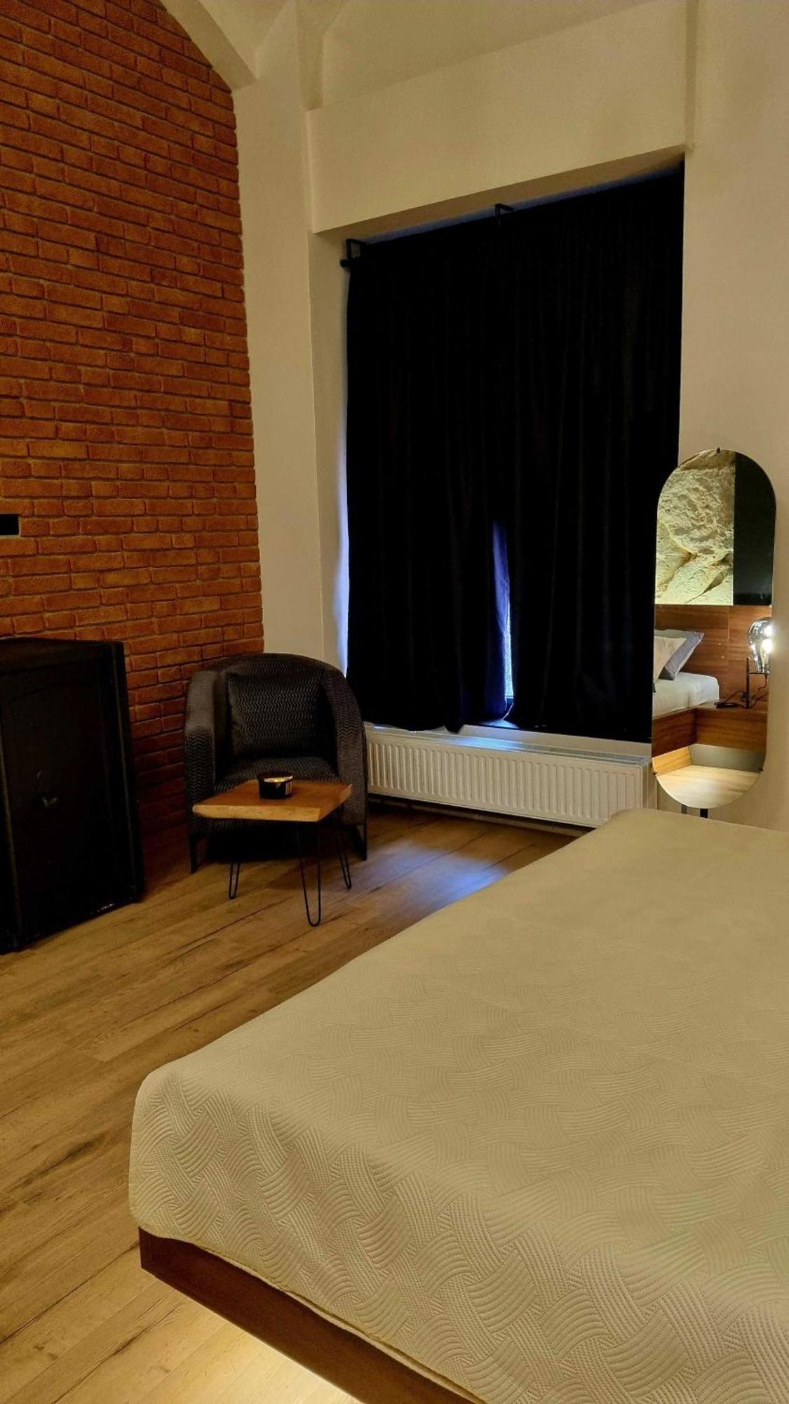 Tresor Delux Apartment *
