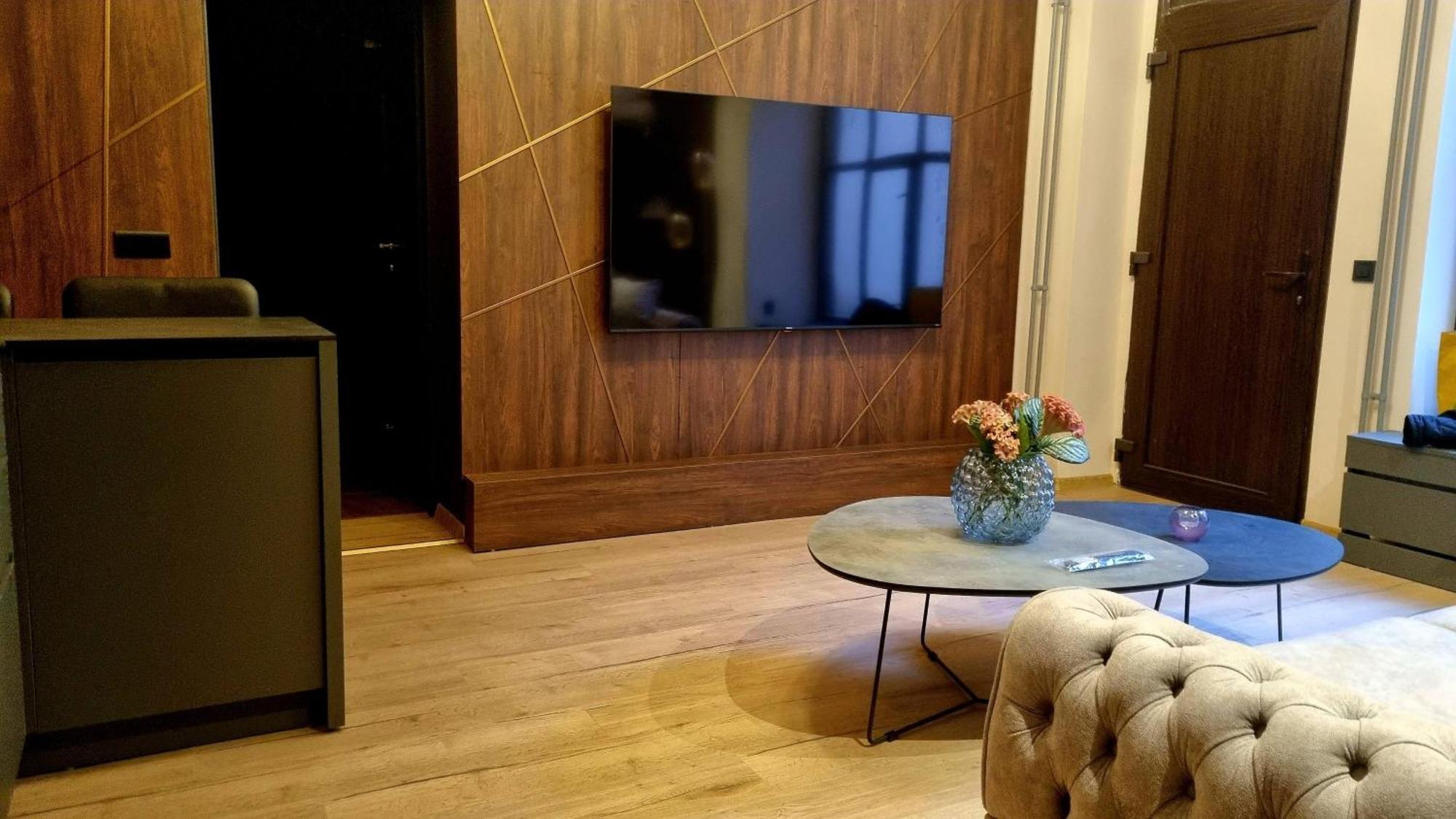 Apartment Tresor Delux *